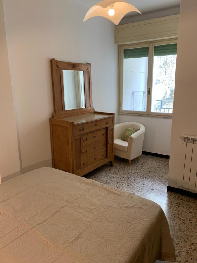 Casa Bianca 2 - Confortevole In Centro A モネーリア エクステリア 写真