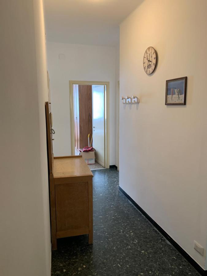 Casa Bianca 2 - Confortevole In Centro A モネーリア エクステリア 写真