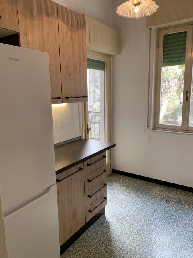 Casa Bianca 2 - Confortevole In Centro A モネーリア エクステリア 写真
